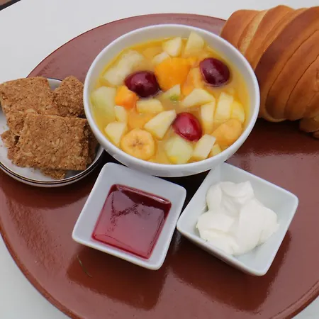 Garden Nadami 1935 Konukevi