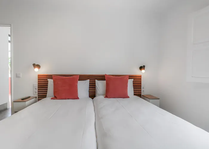 Garden Nadami 1935 Affittacamere *