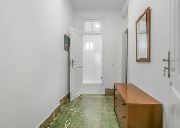 Garden Nadami 1935 Πανσιόν *