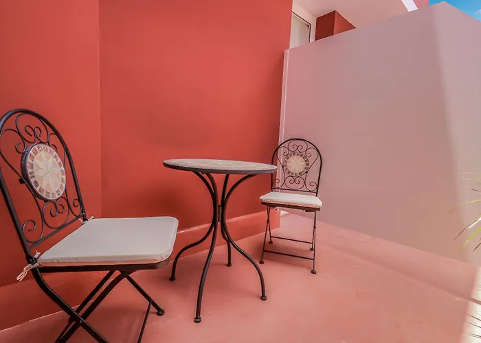 Garden Nadami 1935 Affittacamere *